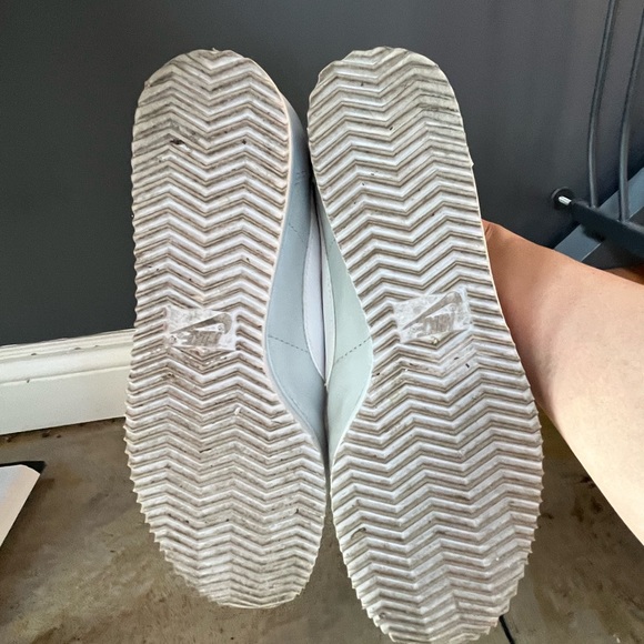 Classic Cortez 'Pure Platinum' - Size 7 - Picture 8 of 10